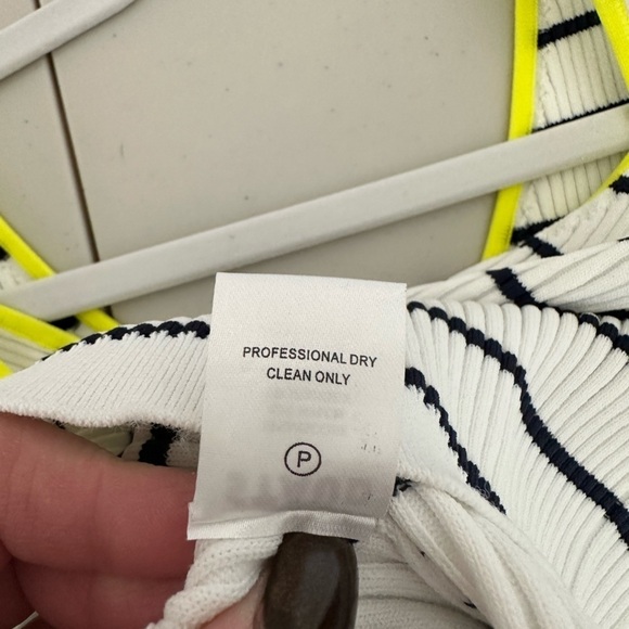 STAUD Hana Top Size XL NWOT - Picture 10 of 10